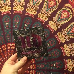 UD DECAY trouble maker